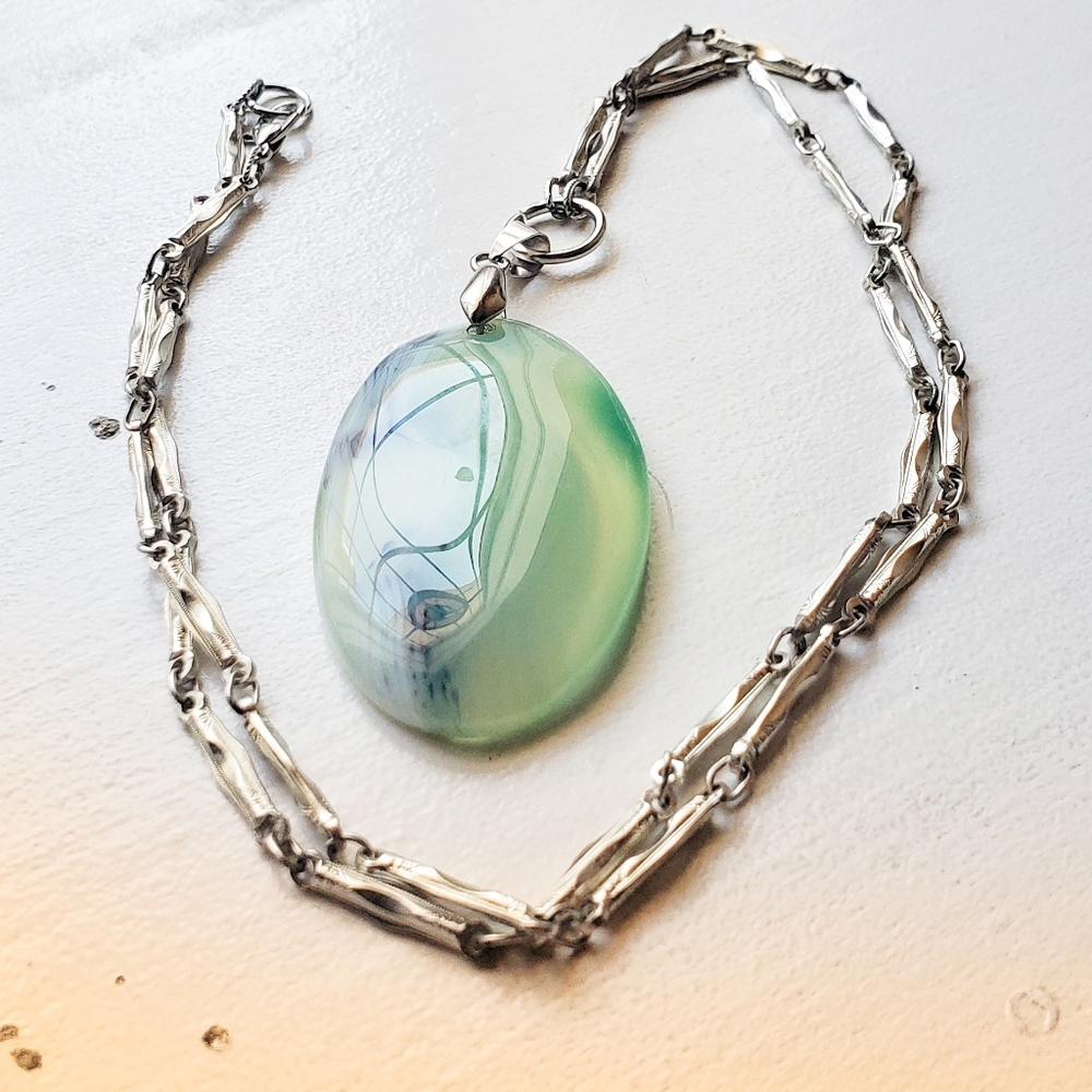 Handmade slice of agate pendant necklace